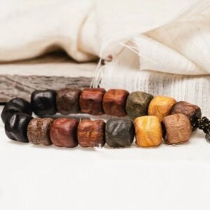 Hand-Carved Square Duobao Wood Bracelet - Seven Precious Woods Ethnic Vintage Style