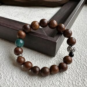 Golden-Thread Sandalwood Bracelet with Quartzite Jade Fortune Bead 10mm